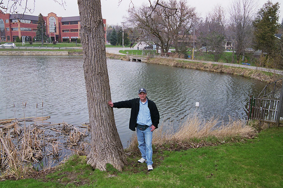 Electric Light Pond in Uxbridge